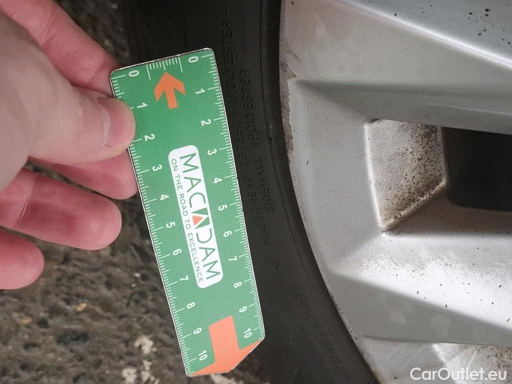  Audi  A3 AUDI  Sportback / 2020 / 5P / Berline 35 TFSI 150 MHEV S Tronic Business Line #23