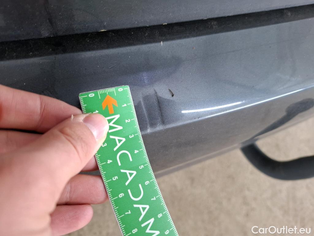  Bmw  Serie 2 Série 2 Gran Tourer 218i Lounge 1.5 140CV BVA7 E6dT #9