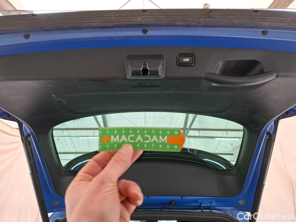  KIA  Sportage KIA  / 2021 / 5P / SUV 1.6 T-GDI 265 PHEV AUTO 4WD GT-L PREM BU #18