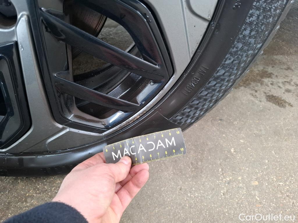  Citroen  C4  Berline Feel Pack 1.2 PureTech 130CV BVM6 E6d #18