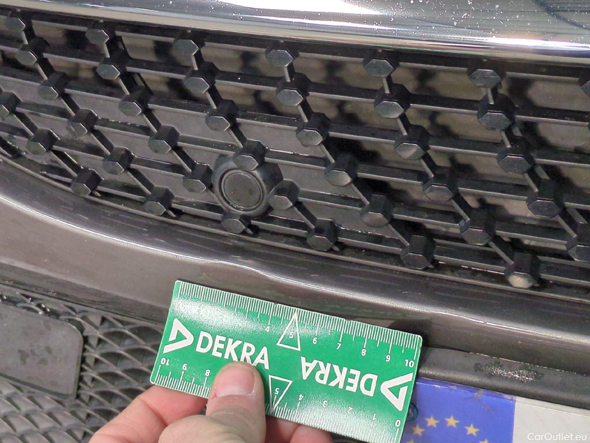  Mercedes  A-Klasse MERCEDES-BENZ Classe A Compact / 2018 / 5P / Berline A 200 d Business Line 8G-DCT #18