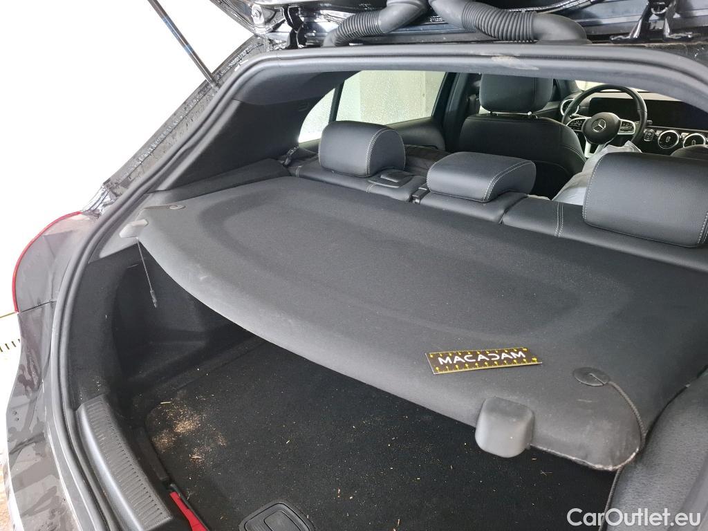  Mercedes  A-Klasse MERCEDES-BENZ Classe A Compact / 2018 / 5P / Berline A 180 d Business Line 8G-DCT #9