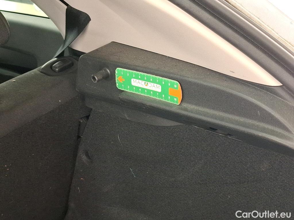  Citroen  C4 Cactus  Feel Business 1.2 PureTech 110CV BVM6 E6dT #11