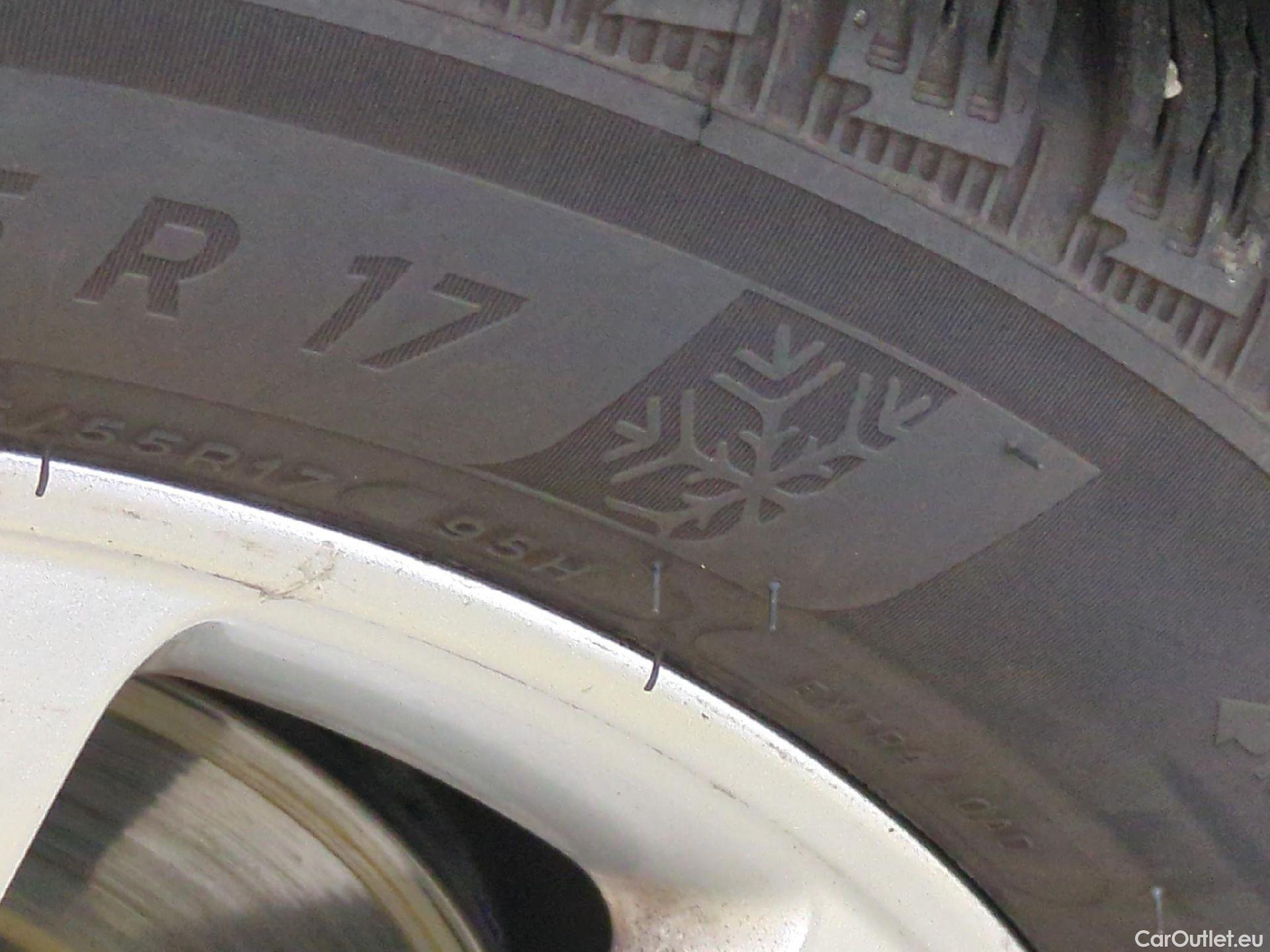  Mercedes  A-Klasse MERCEDES-BENZ Classe A Compact / 2018 / 5P / Berline A 200 d Business Line 8G-DCT #5