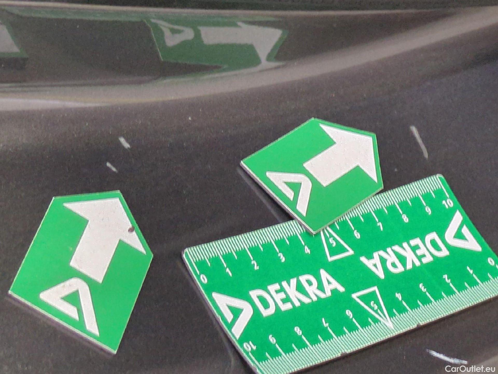  Mercedes  A-Klasse MERCEDES-BENZ Classe A Compact / 2018 / 5P / Berline A 200 d Business Line 8G-DCT #14