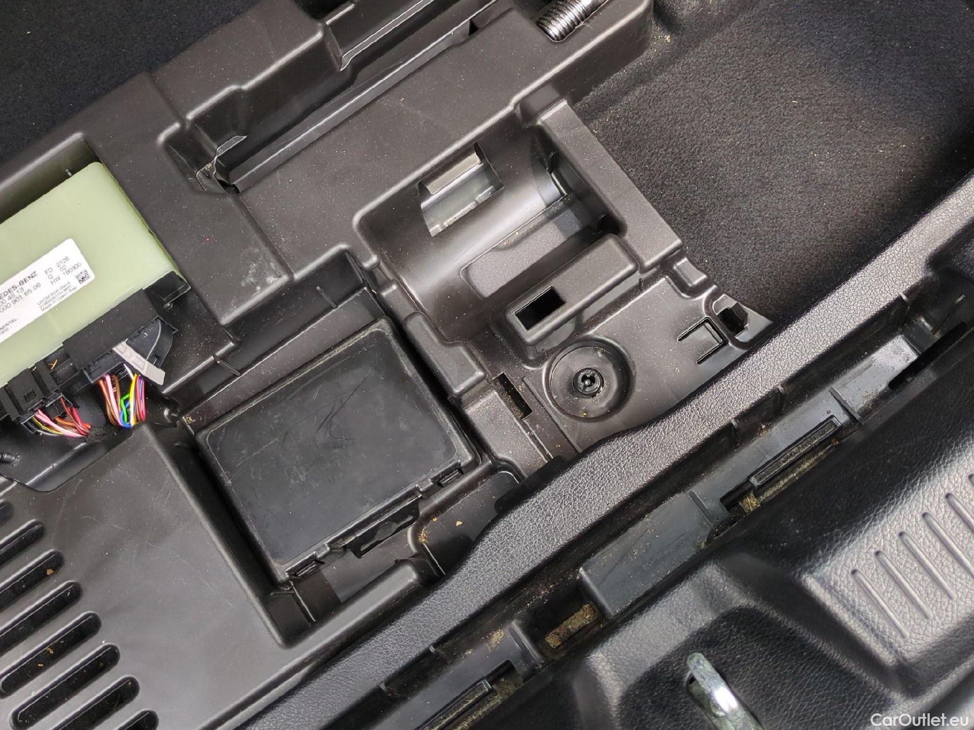  Mercedes  A-Klasse MERCEDES-BENZ Classe A Compact / 2018 / 5P / Berline A 200 d Business Line 8G-DCT #1