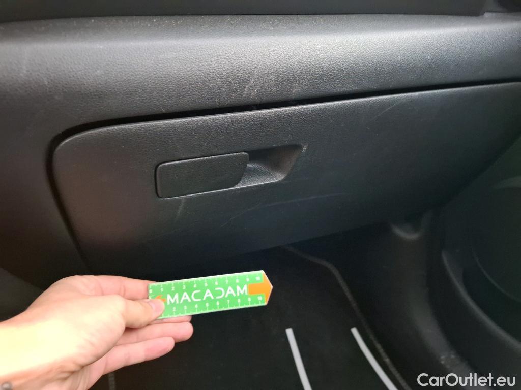  Hyundai  Konna Kona Business Hybrid 2WD 1.6 GDI 140CV BVA6 E6d #34