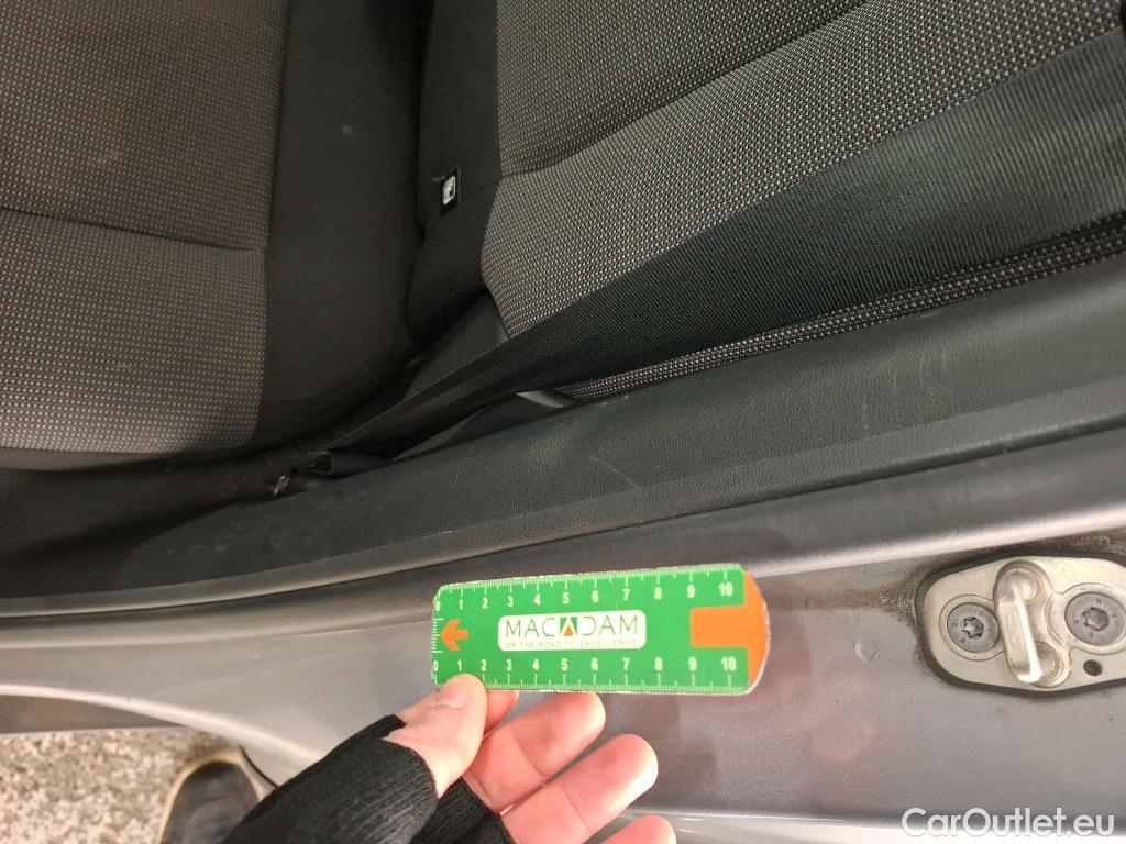  Citroen  C4 Cactus  Feel Business 1.2 PureTech 110CV BVM6 E6dT #16