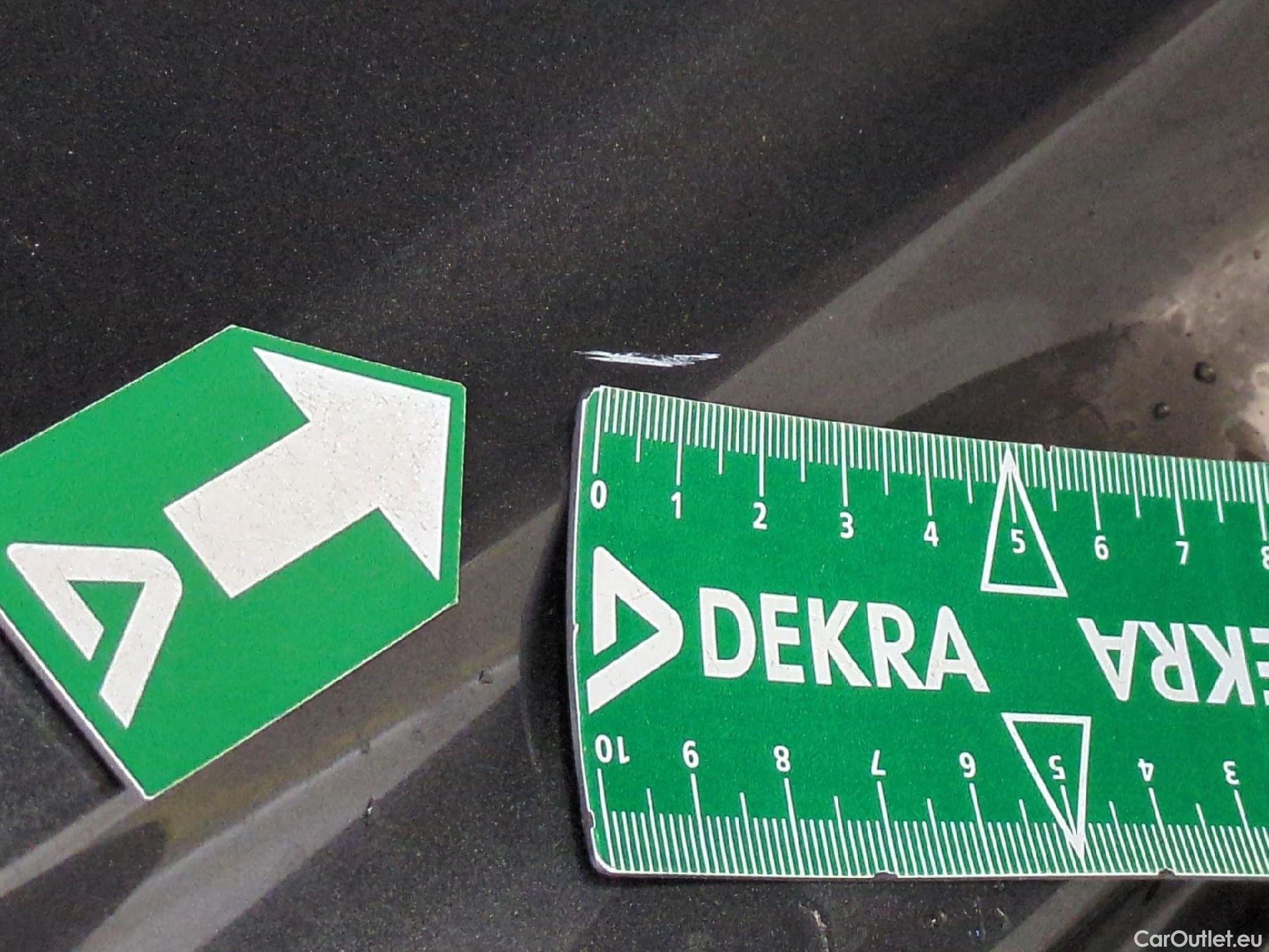  Mercedes  A-Klasse MERCEDES-BENZ Classe A Compact / 2018 / 5P / Berline A 200 d Business Line 8G-DCT #10