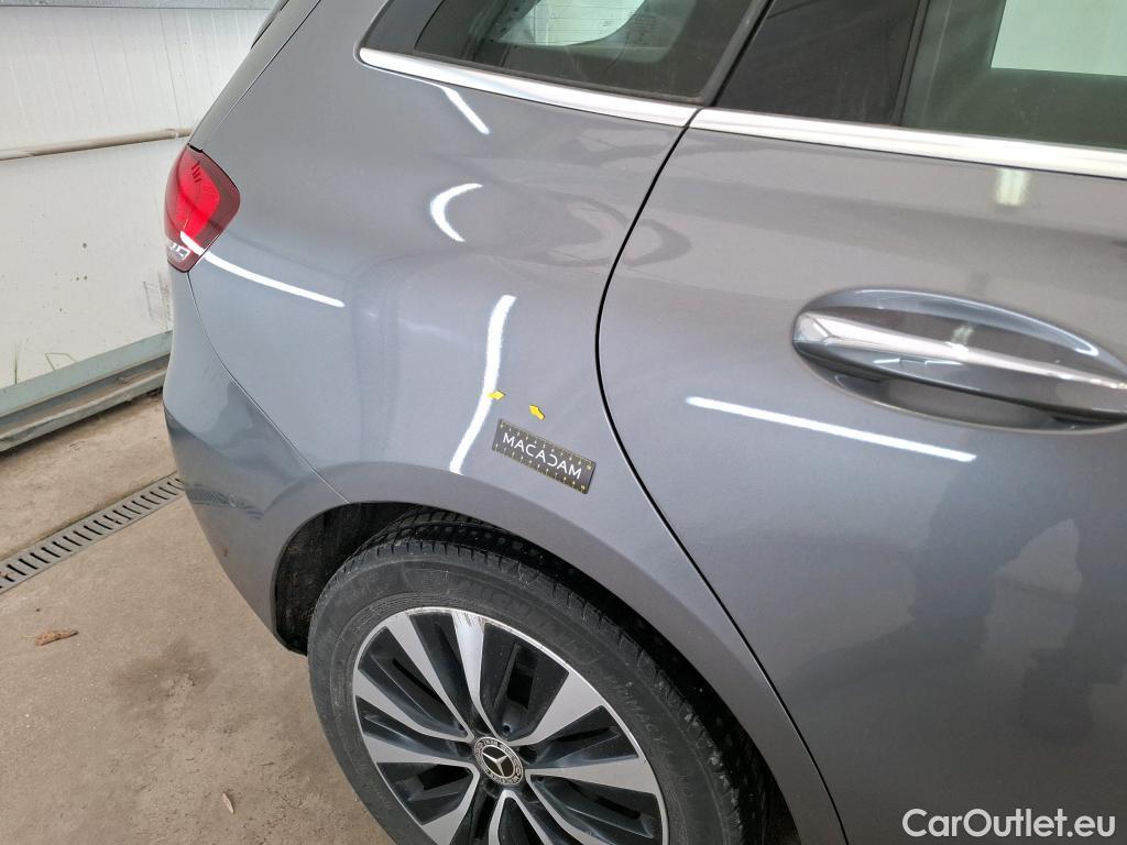  Mercedes  B-Klasse MERCEDES-BENZ Classe B / 2019 / 5P / monospace B 200 d Business Line Edition BA8 #15