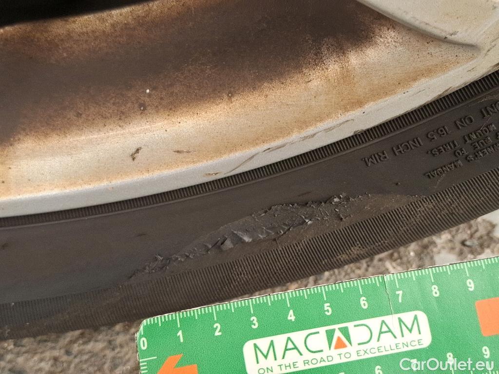  Citroen  C4 Cactus  Feel Business 1.2 PureTech 110CV BVM6 E6dT #15