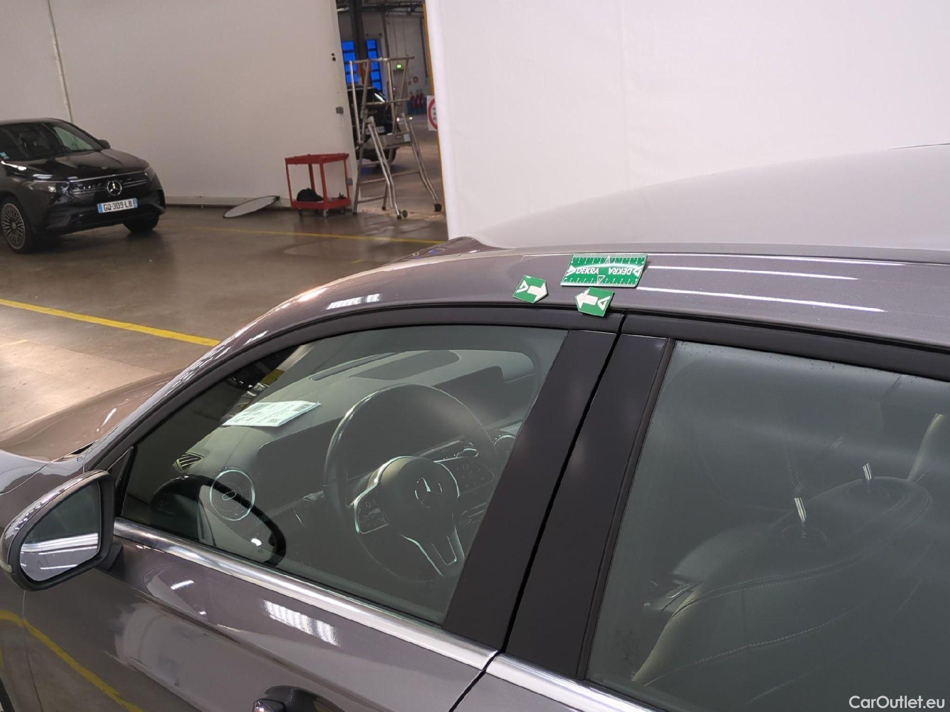  Mercedes  A-Klasse MERCEDES-BENZ Classe A Compact / 2018 / 5P / Berline A 200 d Business Line 8G-DCT #23