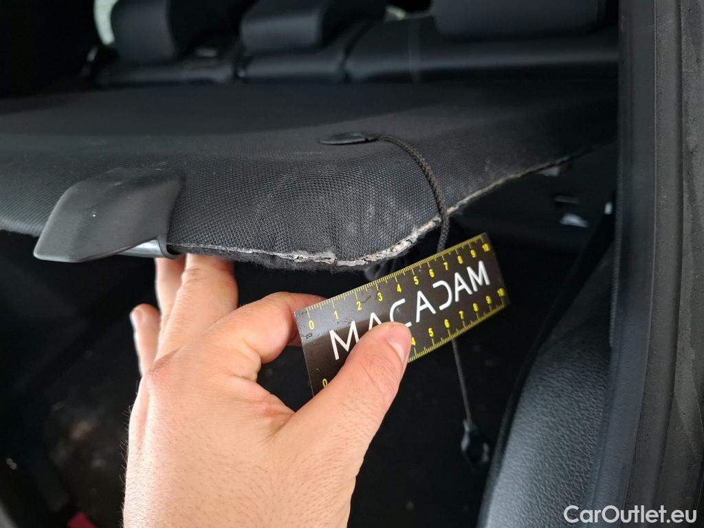  Mercedes  A-Klasse MERCEDES-BENZ Classe A Compact / 2018 / 5P / Berline A 180 d Business Line 8G-DCT #10