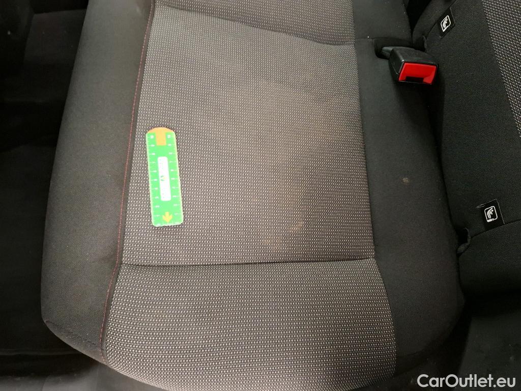  Citroen  C4 Cactus  Feel Business 1.2 PureTech 110CV BVM6 E6dT #25