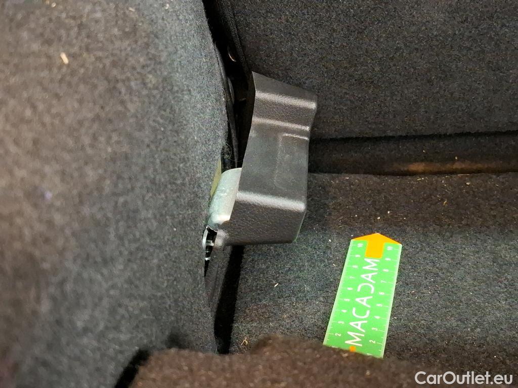  Nissan  Juke NISSAN  / 2019 / 5P / Crossover Hybrid 145 Business+ #44