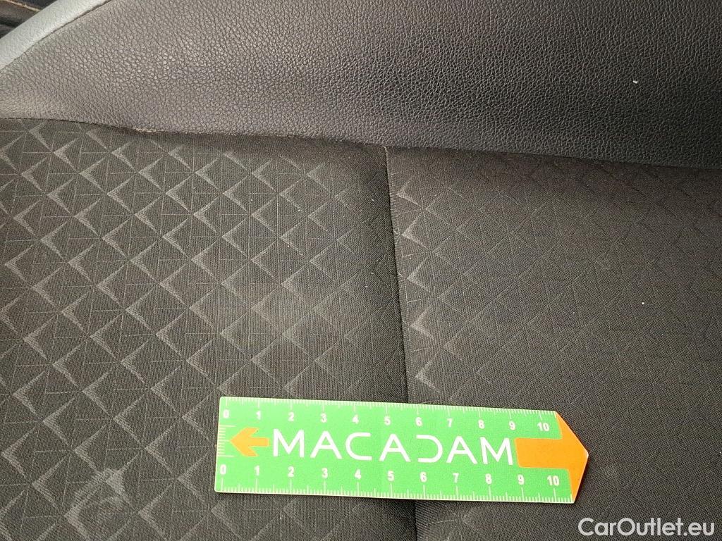  Nissan  Juke NISSAN  / 2019 / 5P / Crossover Hybrid 145 Business+ #26