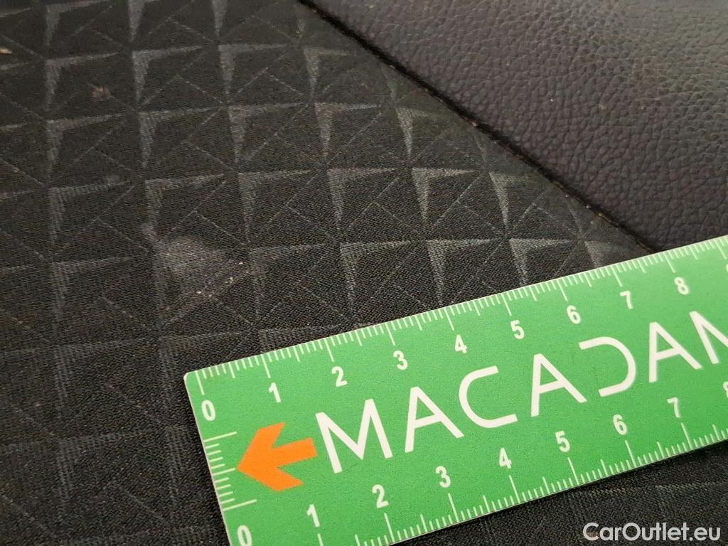  Nissan  Juke NISSAN  / 2019 / 5P / Crossover Hybrid 145 Business+ #32