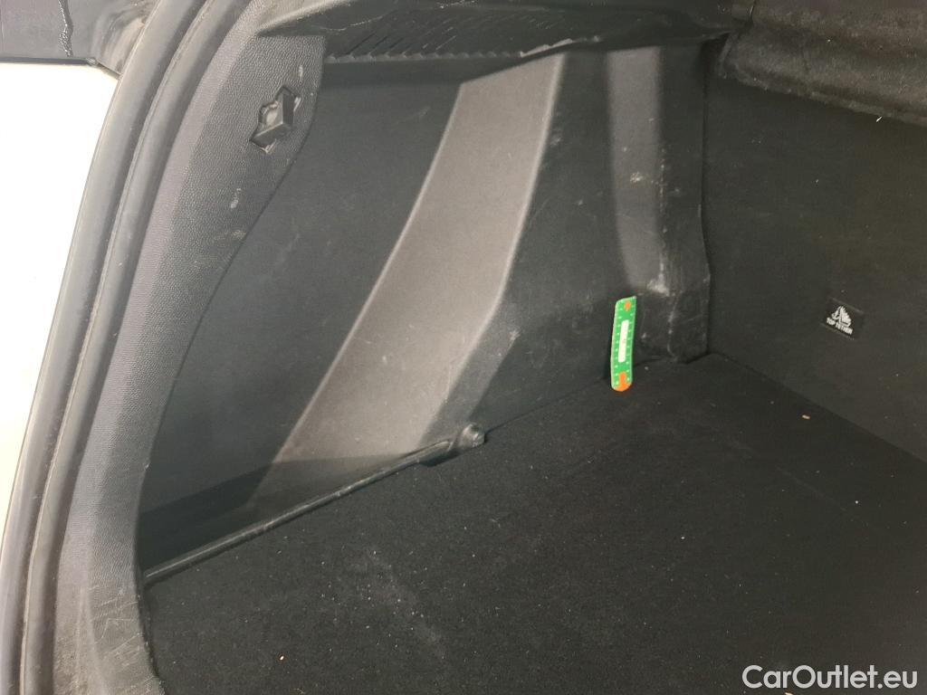  Peugeot  2008  Active Pack 1.5 HDi 110CV BVM6 E6d #13