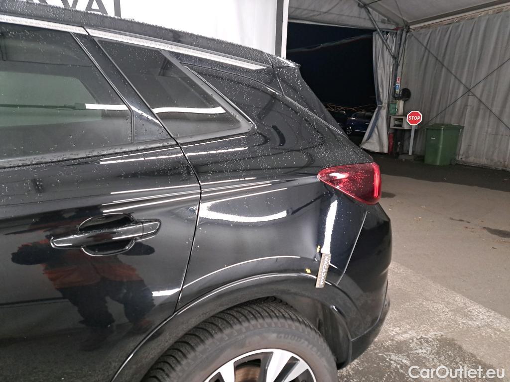  Opel   Grandland X Grandland X Elegance Business 1.5 130CV BVA8 E6d #1