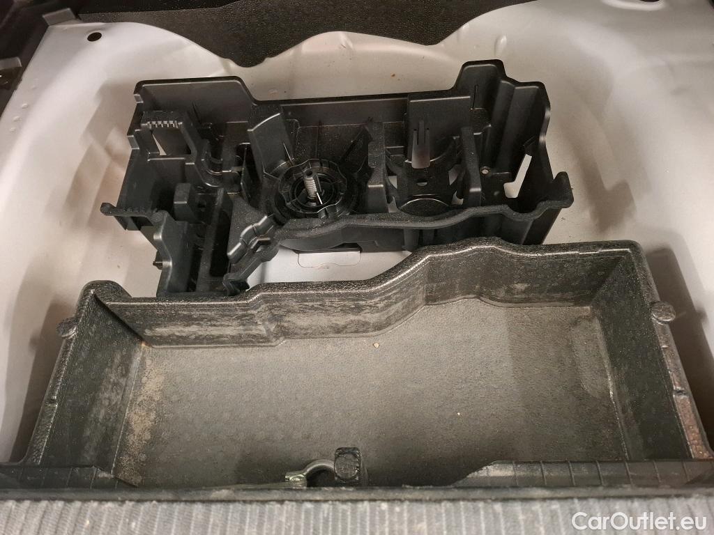  Peugeot  2008  Active Pack 1.5 HDi 110CV BVM6 E6d #10