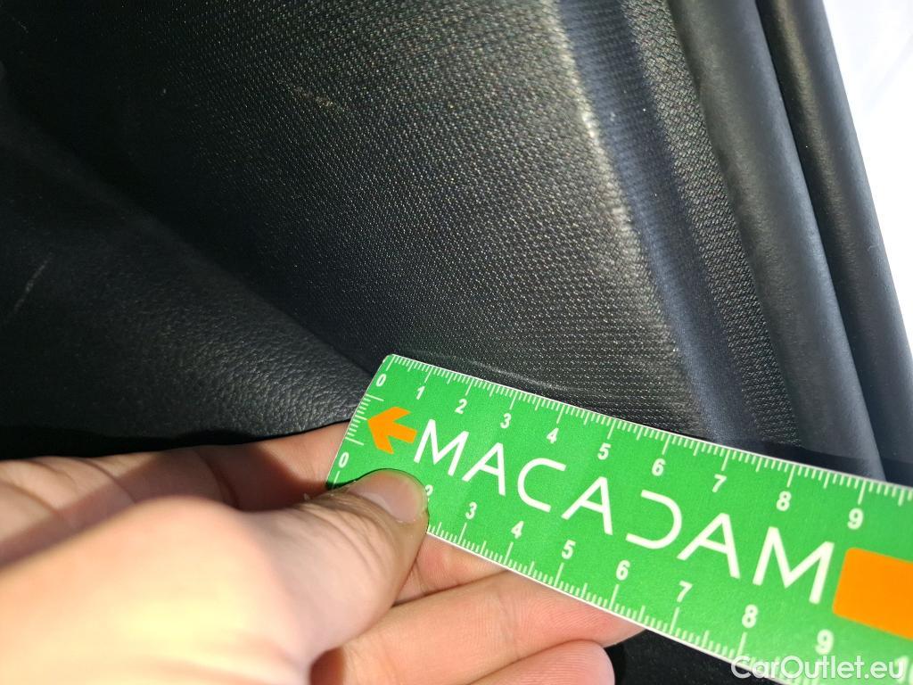  Mercedes  GLA MERCEDES-BENZ  / 2020 / 5P / SUV 2.0  200 D BUSINESS LINE DCT #9