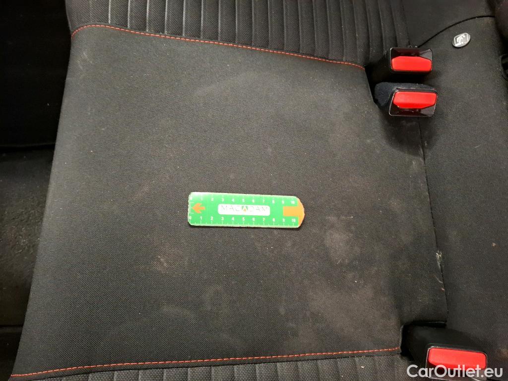  Peugeot  2008  Active Business 1.5 HDi 130CV BVA8 E6d #23