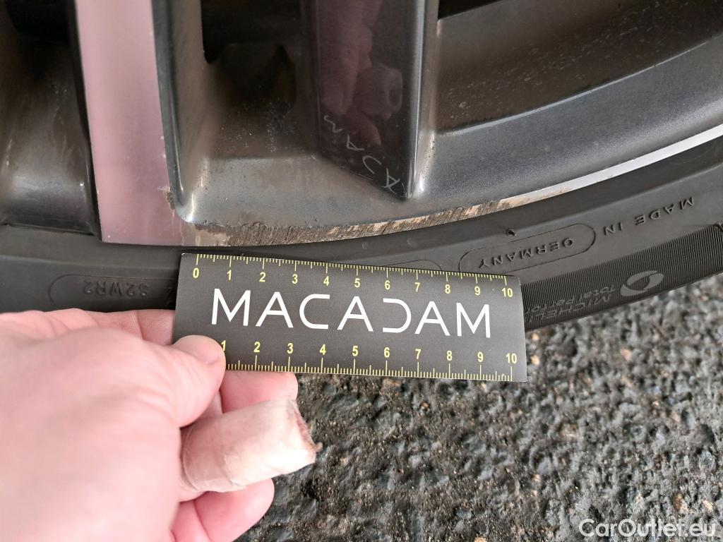  Peugeot  3008  Allure Pack 1.5 HDi 130CV BVA8 E6d #2