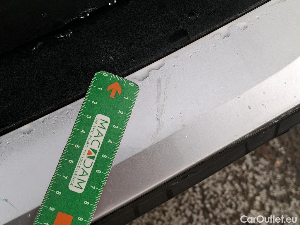  Peugeot  2008  Active Business 1.5 HDi 130CV BVA8 E6d #19