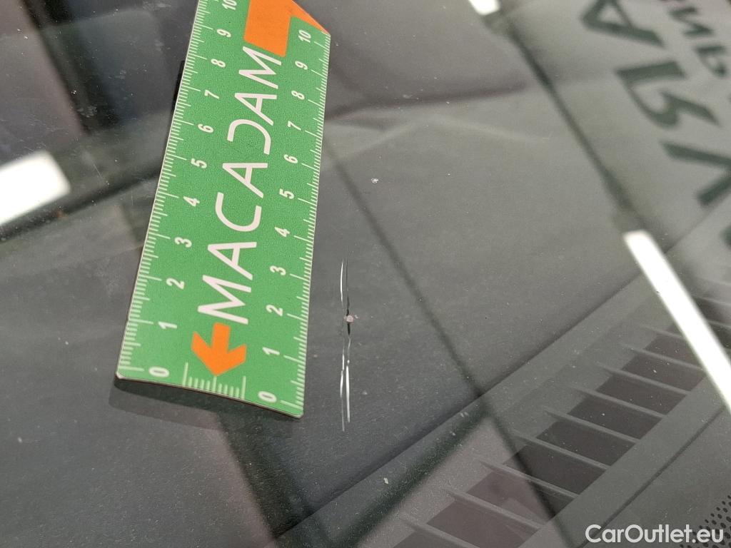  Nissan  Juke NISSAN  / 2019 / 5P / Crossover Hybrid 145 Business+ #24