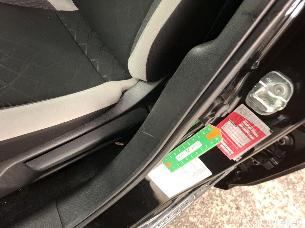  Nissan  Micra NISSAN  5p Berline IG-T 90 Business Edition #15