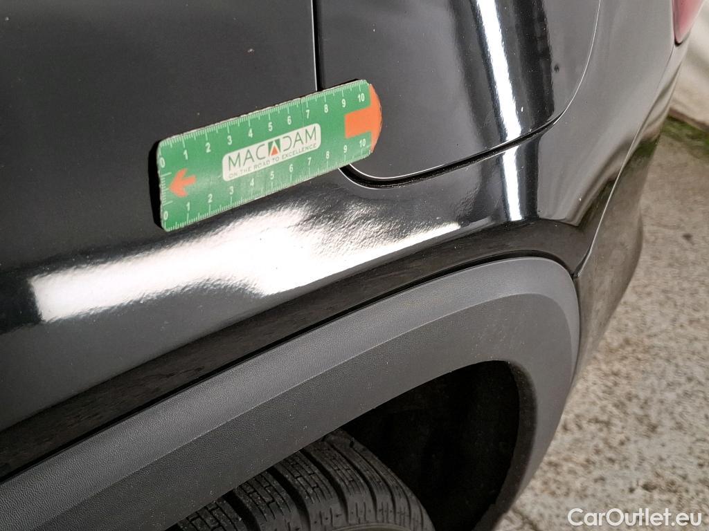  Mercedes  GLB MERCEDES-BENZ  / 2019 / 5P / SUV  200 d AMG Line #3