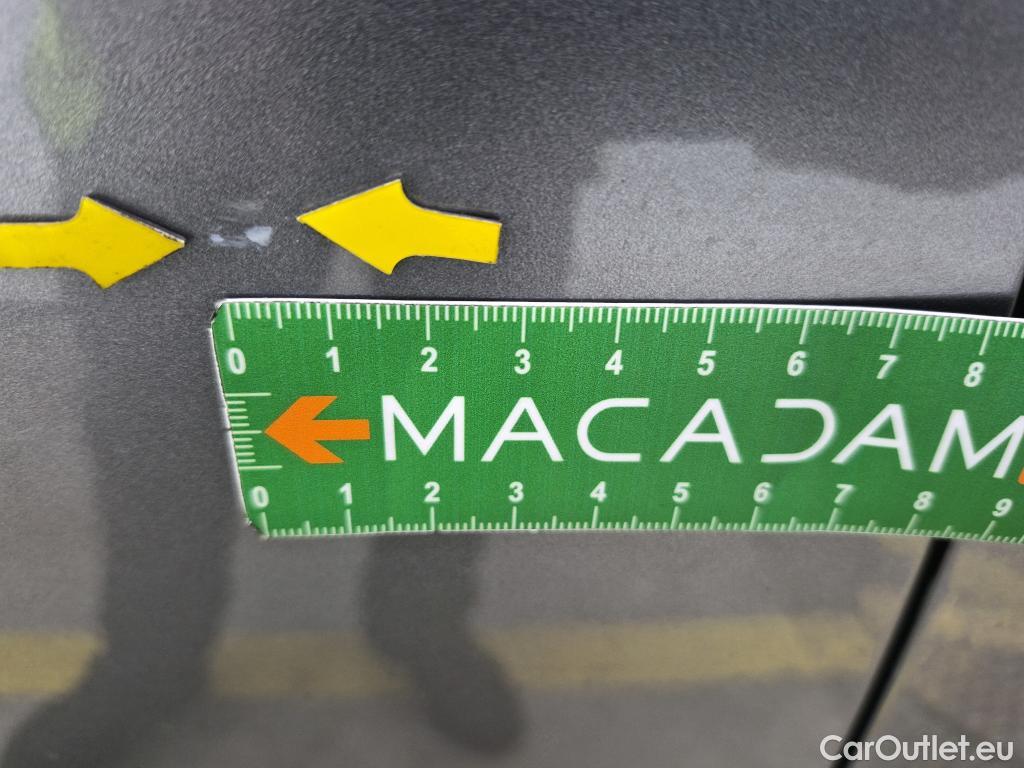  Peugeot  2008  Allure Pack 1.5 HDi 130CV BVA8 E6d #29