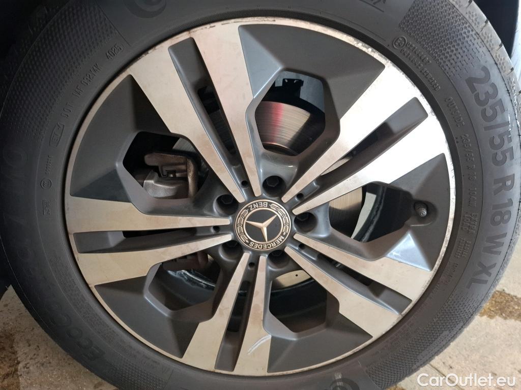  Mercedes  GLA MERCEDES-BENZ  / 2020 / 5P / SUV 2.0  200 D BUSINESS LINE DCT #4