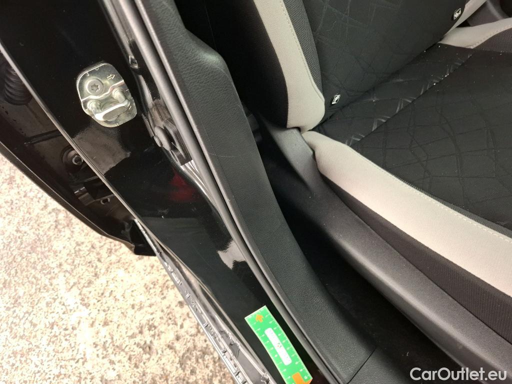  Nissan  Micra NISSAN  5p Berline IG-T 90 Business Edition #17