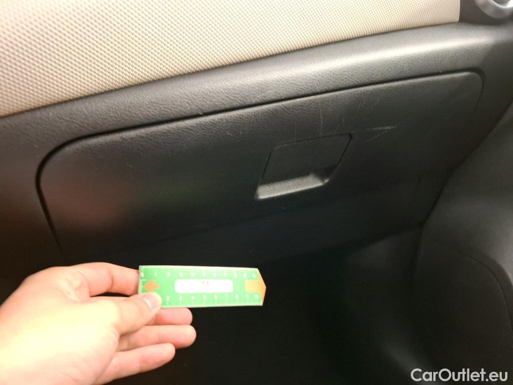  Nissan  Micra NISSAN  5p Berline IG-T 90 Business Edition #9