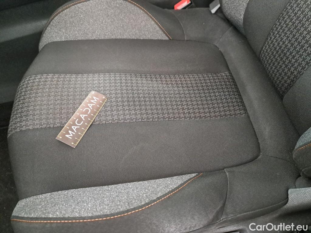  Peugeot  3008  Active Business 1.5 HDi 130CV BVA8 E6d #30