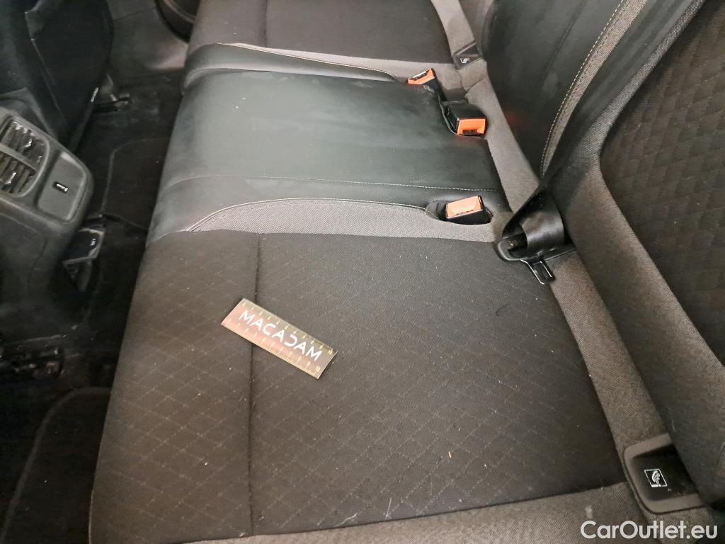  Opel   Grandland X Grandland X Elegance Business 1.5 130CV BVA8 E6d #28