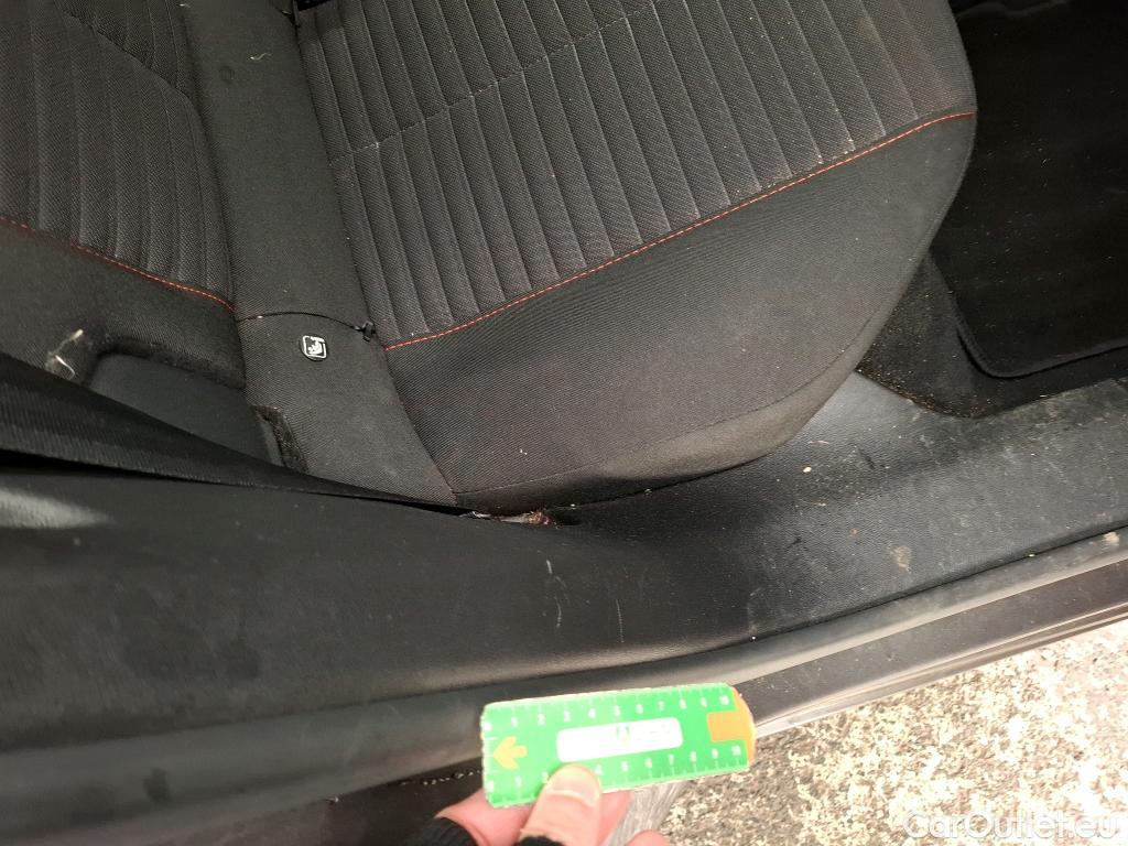  Peugeot  2008  Active Business 1.5 HDi 130CV BVA8 E6d #5