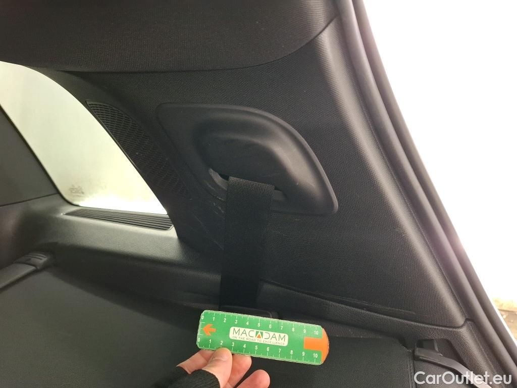  Mercedes  GLB MERCEDES-BENZ  / 2019 / 5P / SUV  200 d AMG Line #17