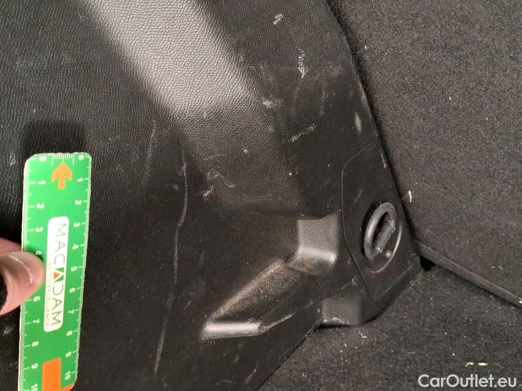  Peugeot  2008  Active Business 1.5 HDi 130CV BVA8 E6d #12