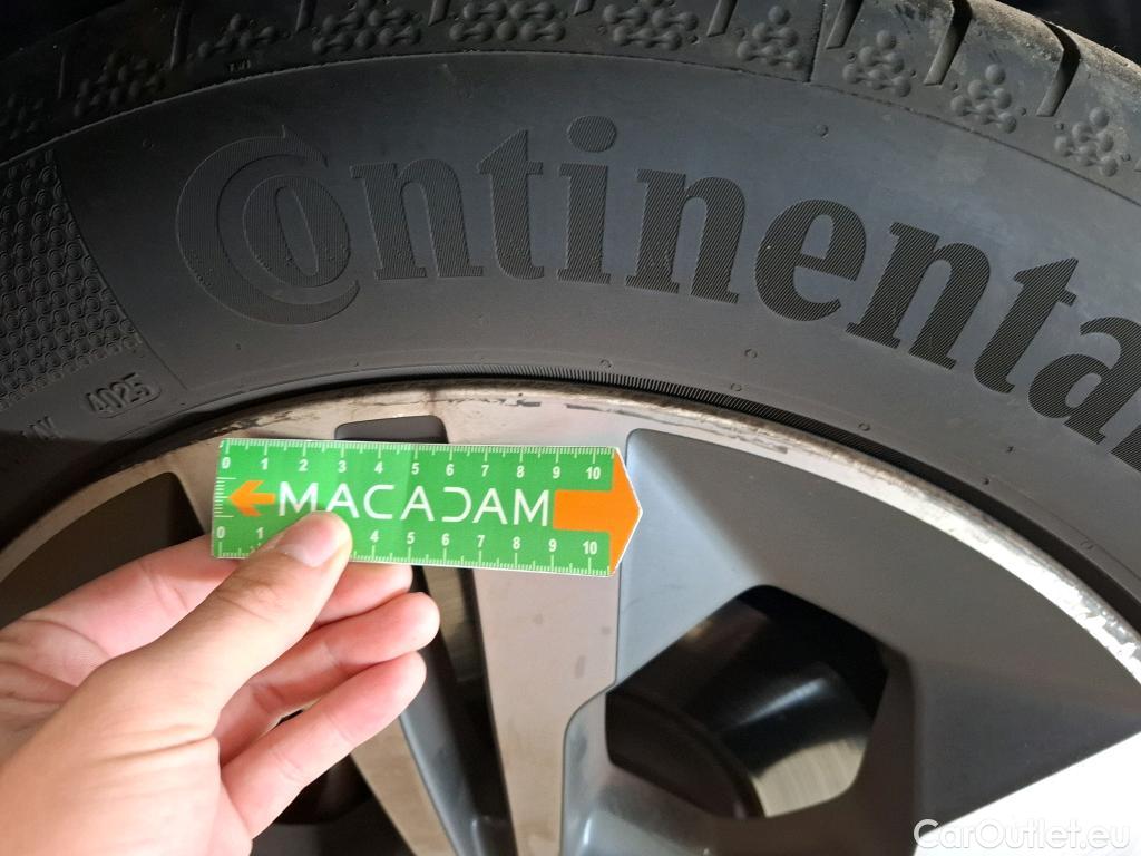  Mercedes  GLA MERCEDES-BENZ  / 2020 / 5P / SUV 2.0  200 D BUSINESS LINE DCT #6