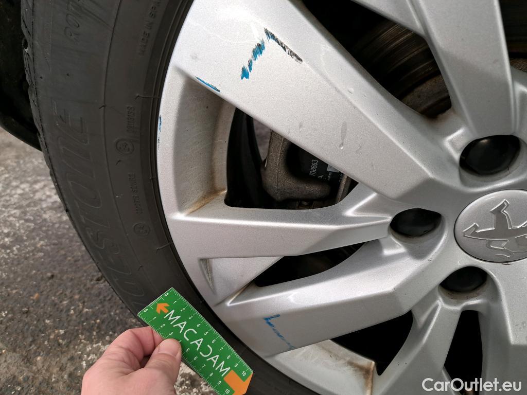  Peugeot  3008  Active Business 1.5 HDi 130CV BVM6 E6dT #13