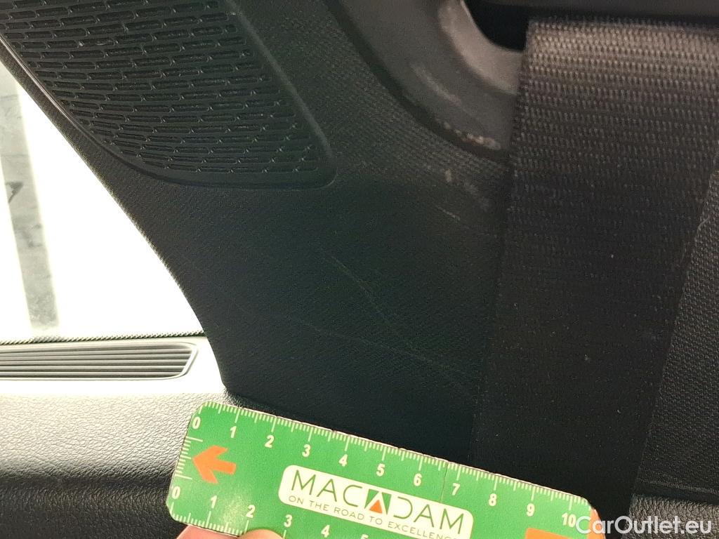  Mercedes  GLB MERCEDES-BENZ  / 2019 / 5P / SUV  200 d AMG Line #19