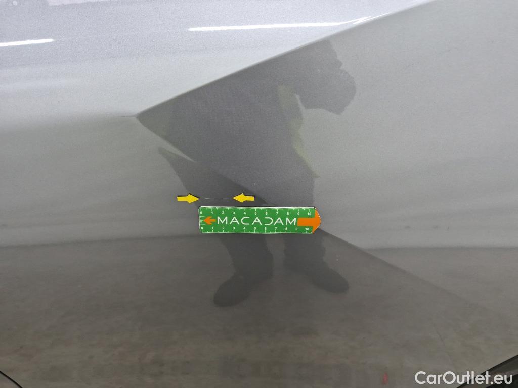  Peugeot  2008  Allure Pack 1.5 HDi 130CV BVA8 E6d #19