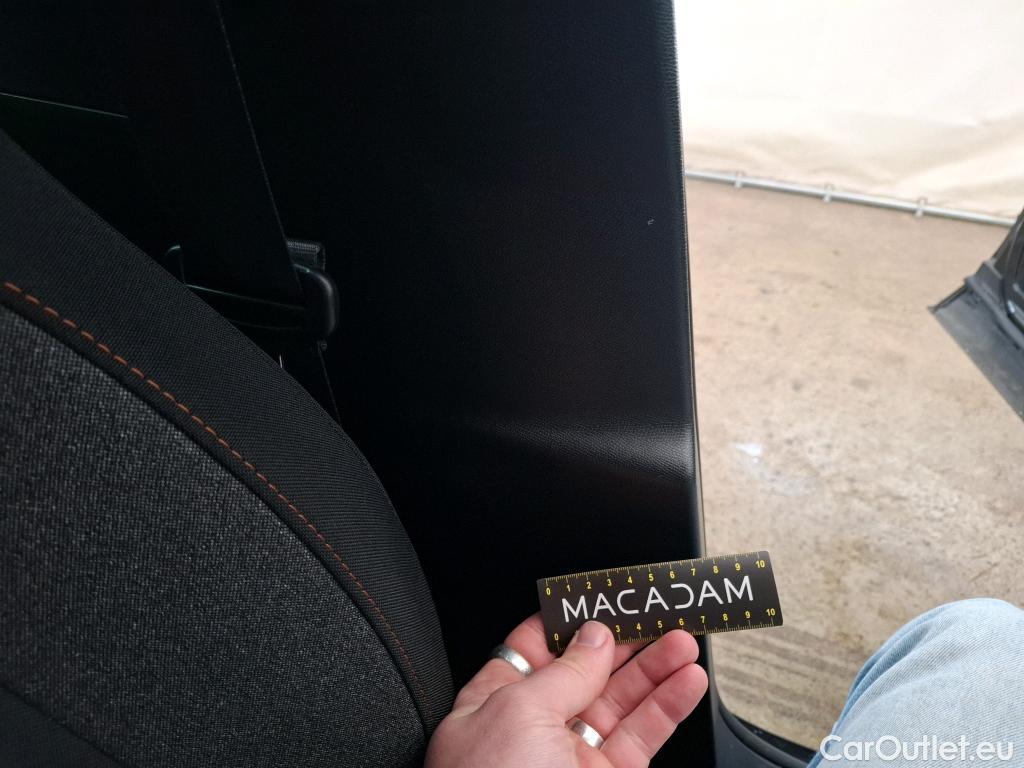  Peugeot  3008  Active Business 1.5 HDi 130CV BVA8 E6d #7