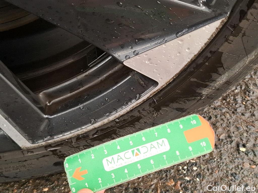  Peugeot  308 PEUGEOT  SW  2021  5P  Break BlueHDi 130 EAT8 ALLURE PACK #48