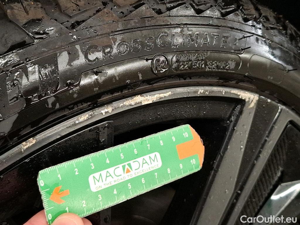  Peugeot  308 PEUGEOT  SW / 2021 / 5P / Break BlueHDi 130 EAT 8 GT #9