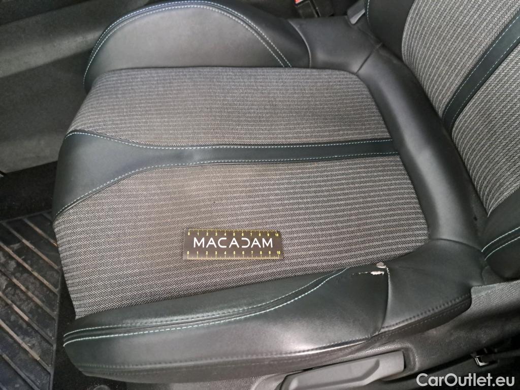  Peugeot  3008  Allure Pack 1.5 HDi 130CV BVA8 E6d #45