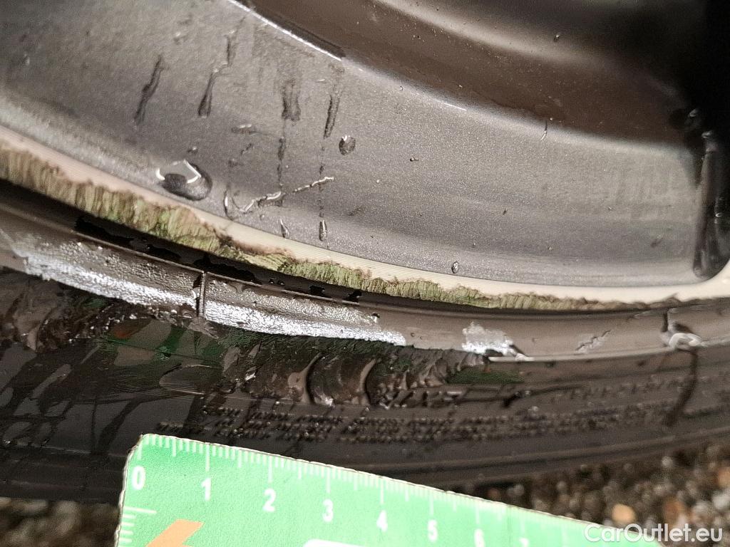  Peugeot  308 PEUGEOT  SW  2021  5P  Break BlueHDi 130 EAT8 ALLURE PACK #43