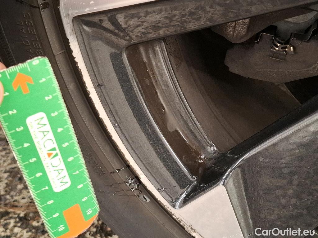  Peugeot  308 PEUGEOT  SW  2021  5P  Break BlueHDi 130 EAT8 ALLURE PACK #56